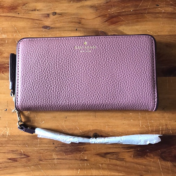 kate spade Handbags - 💸Closet Cleanout💸 NWT Kate Spade Wristlet/Wallet